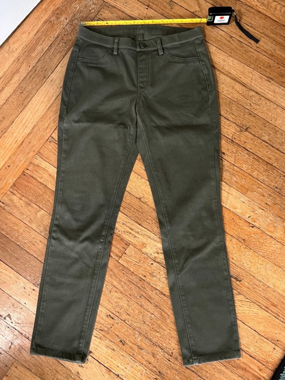 Uniqlo Olive Green Women's S Leggings Pants with Back Pockets